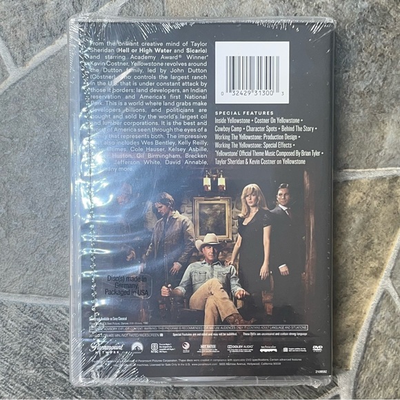 Yellowstone Season 1 DVD - Picture 2 of 3